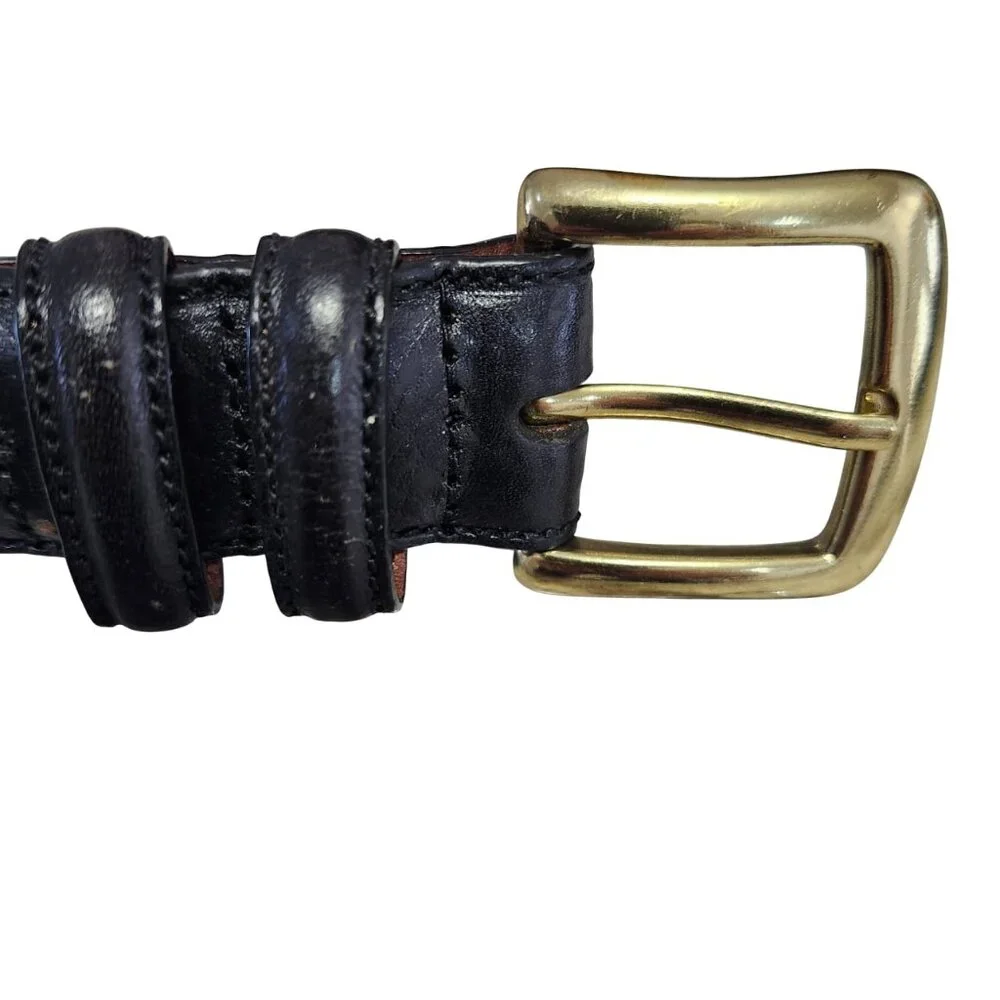 Roundtree and Yorke Leather Belt Mens Full Grain Cowhide Black Gold Tone Buckle